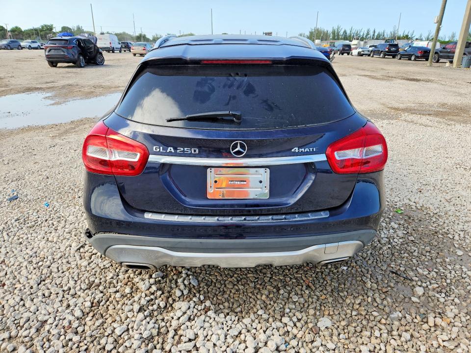 61314446 :رقم المزاد ، WDCTG4GB3JJ373191 vin ، 2018 Mercedes-benz Gla مزاد بيع
