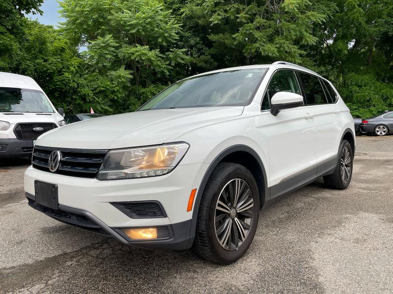 2019 Volkswagen Tiguan მანქანა იყიდება აუქციონზე, vin: 3VV2B7AX6KM073317, აუქციონის ნომერი: 59910746