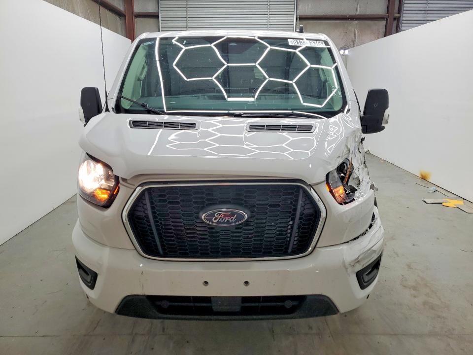 Продажа на аукционе авто 2025 Ford Transit, vin: 1FBAX2YG3SKA24415, номер лота: 61323336
