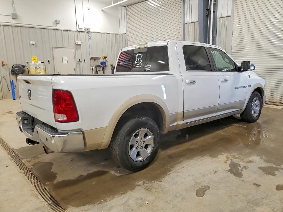 61620996 :رقم المزاد ، 1D7RB1CT8BS530422 vin ، 2011 Dodge Ram 1500 مزاد بيع