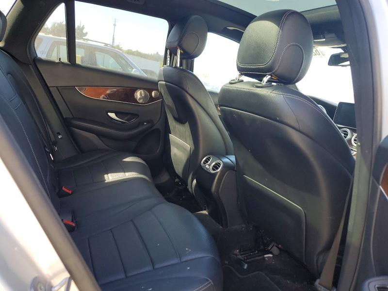 62242006 :رقم المزاد ، WDC0G4JB9HF141297 vin ، 2017 Mercedes-benz Glc مزاد بيع