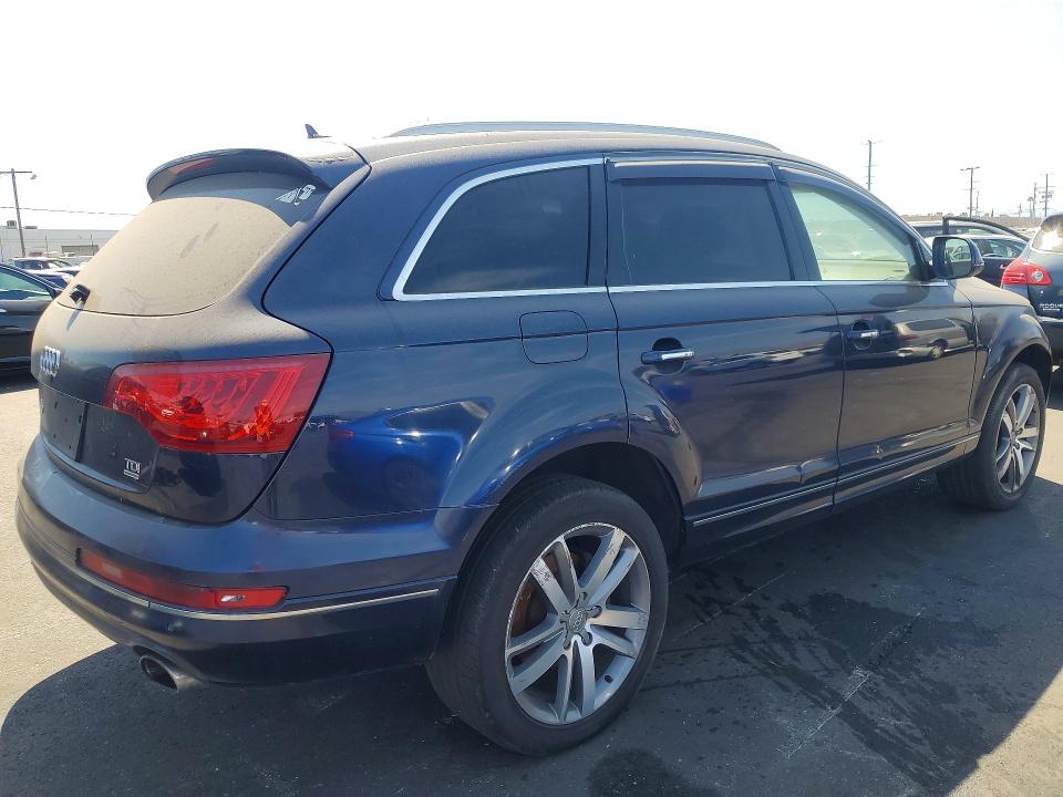 Продажа на аукционе авто 2013 Audi Q7, vin: WA1LMAFE8DD010794, номер лота: 61545366