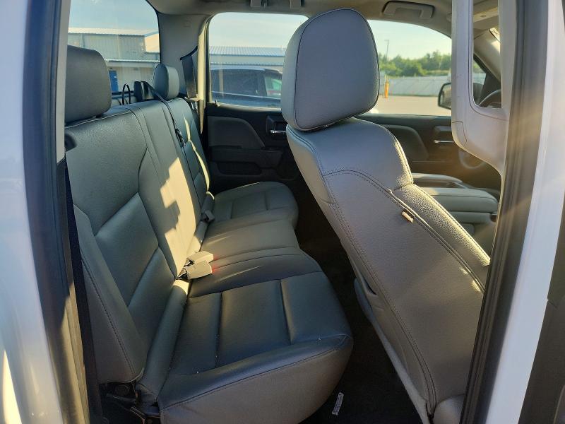 60240076 :رقم المزاد ، 1GCVKNEH2JZ256634 vin ، 2018 Chevrolet Silverado مزاد بيع