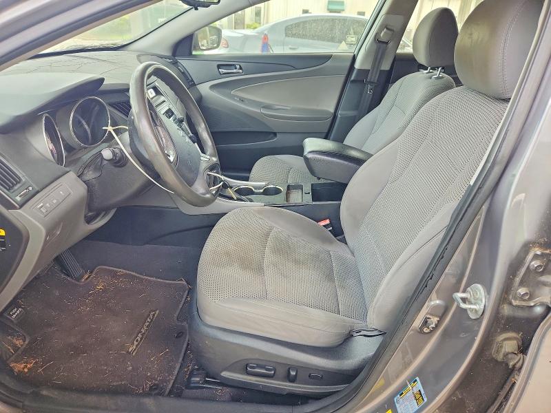 61782486 :رقم المزاد ، 5NPEB4AC3CH349905 vin ، 2012 Hyundai Sonata مزاد بيع