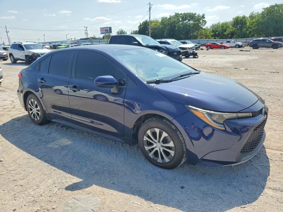 61470046 :رقم المزاد ، JTDEAMDE0NJ040404 vin ، 2022 Toyota Corolla مزاد بيع