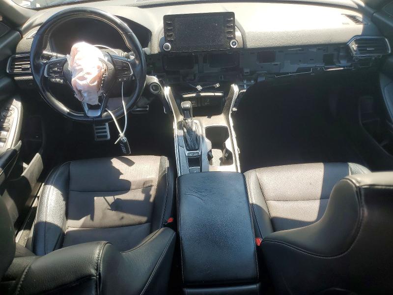 62299136 :رقم المزاد ، 1HGCV1F30JA075087 vin ، 2018 Honda Accord مزاد بيع