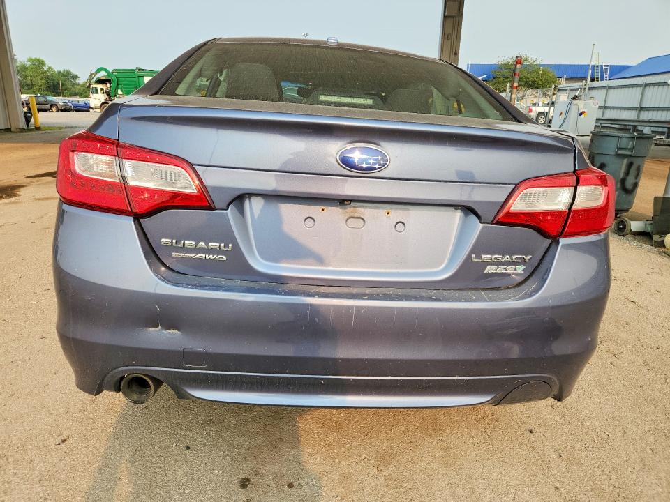 61340416 :رقم المزاد ، 4S3BNAC65F3013706 vin ، 2015 Subaru Legacy مزاد بيع