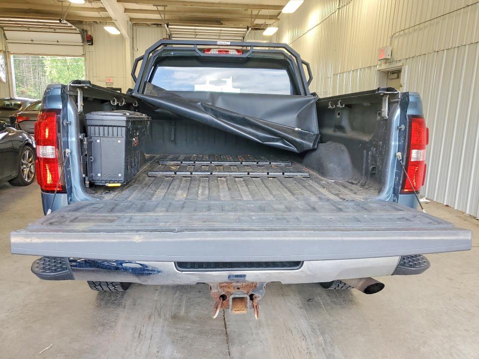 60279326 :رقم المزاد ، 1GT22ZEG6FZ106230 vin ، 2015 Gmc Sierra مزاد بيع