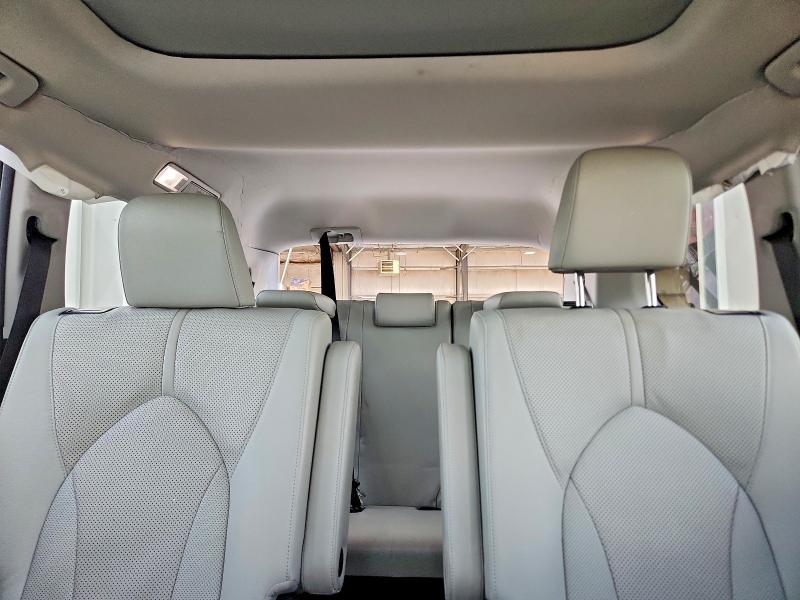 Продажа на аукционе авто 2024 Toyota Grand Highlander Hybrid, vin: 5TDACAB50RS014095, номер лота: 60145846