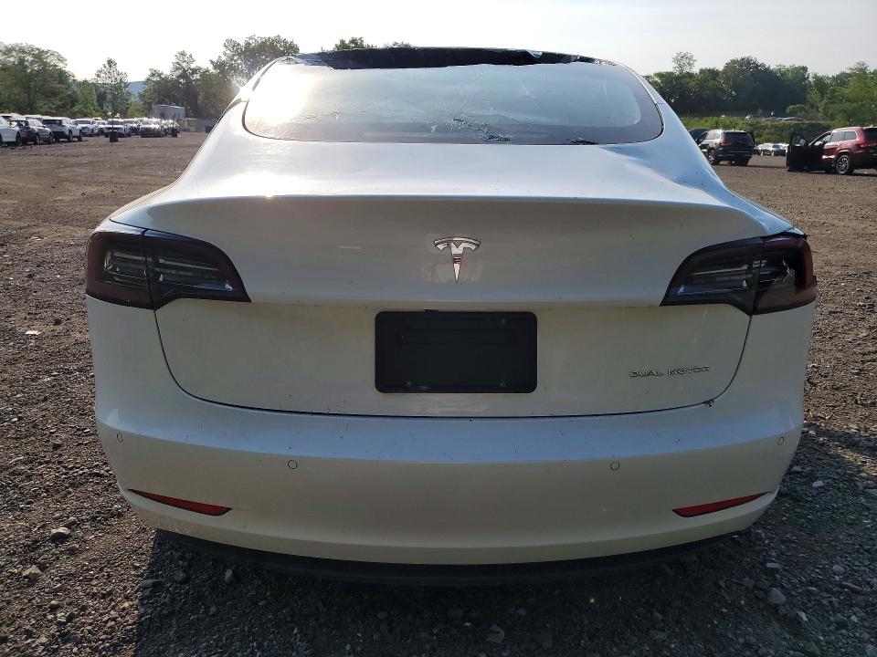 Продаж на аукціоні авто 2022 Tesla Model 3, vin: 5YJ3E1EB5NF207796, номер лоту: 61078596