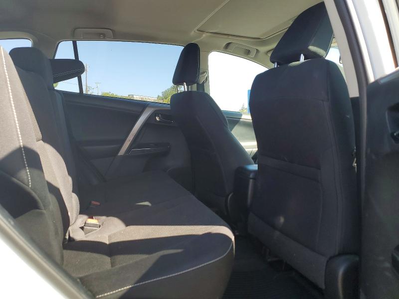 61606006 :رقم المزاد ، 2T3RFREV3JW697420 vin ، 2018 Toyota Rav4 مزاد بيع