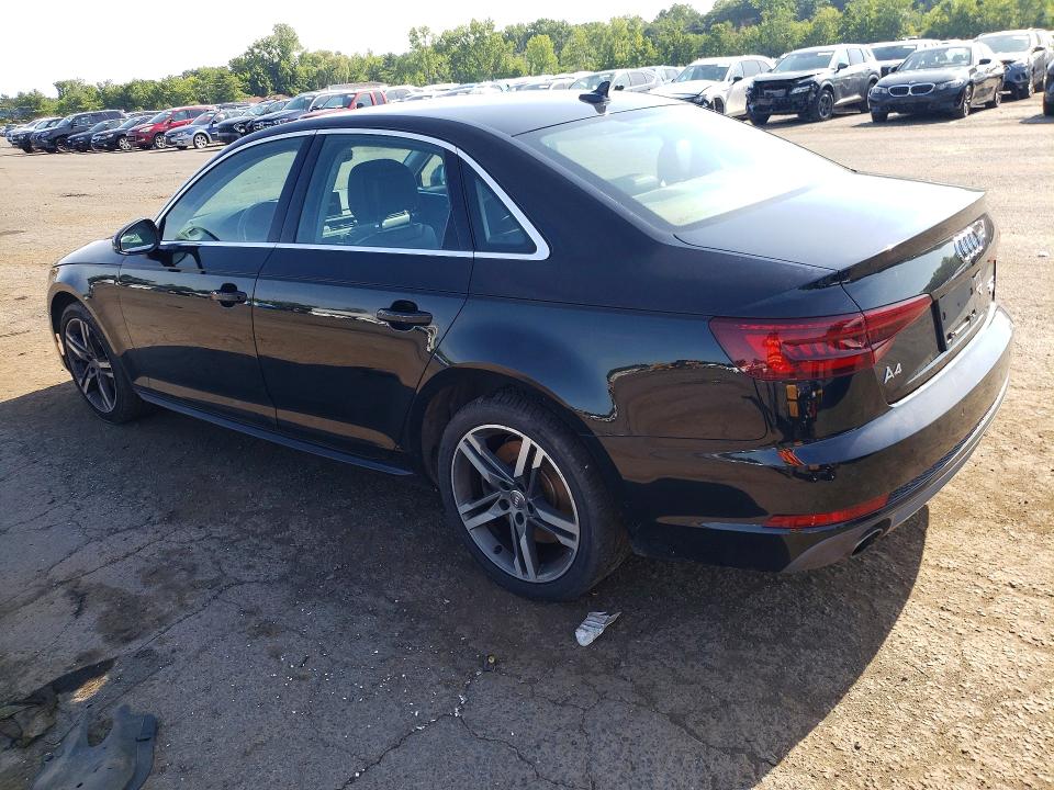 Продажа на аукционе авто 2018 Audi A4, vin: WAUENAF44JA133182, номер лота: 61392226