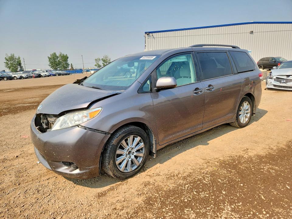 Продаж на аукціоні авто 2013 Toyota Sienna, vin: 5TDJK3DC2DS070798, номер лоту: 63255656