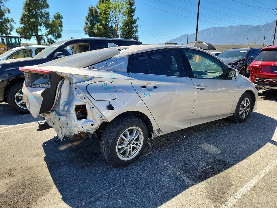 Продаж на аукціоні авто 2019 Toyota Prius Prime, vin: JTDKARFPXK3119545, номер лоту: 59884136