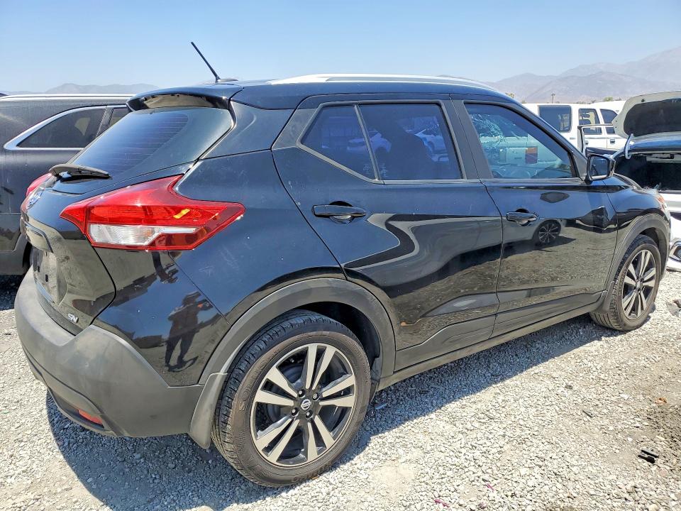 Продажа на аукционе авто 2019 Nissan Kicks, vin: 3N1CP5CU9KL549712, номер лота: 85636715