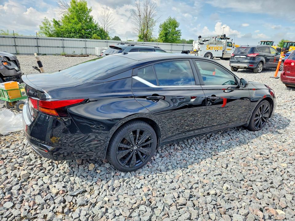 60072936 :رقم المزاد ، 1N4BL4CW6NN345508 vin ، 2022 Nissan Altima مزاد بيع