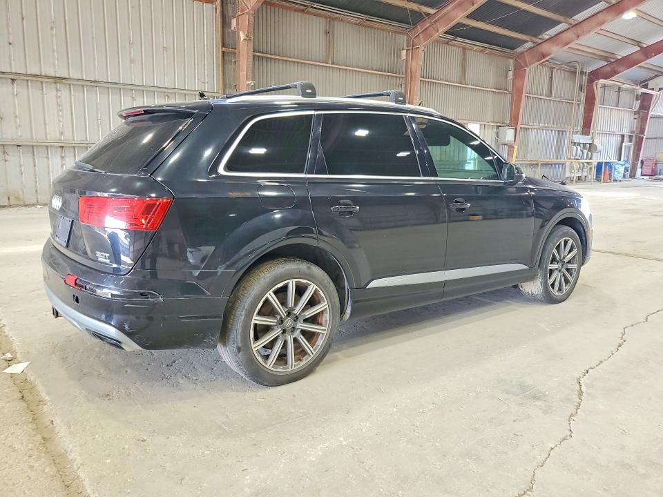 62892146 :رقم المزاد ، WA1LAAF75HD012275 vin ، 2017 Audi Q7 مزاد بيع