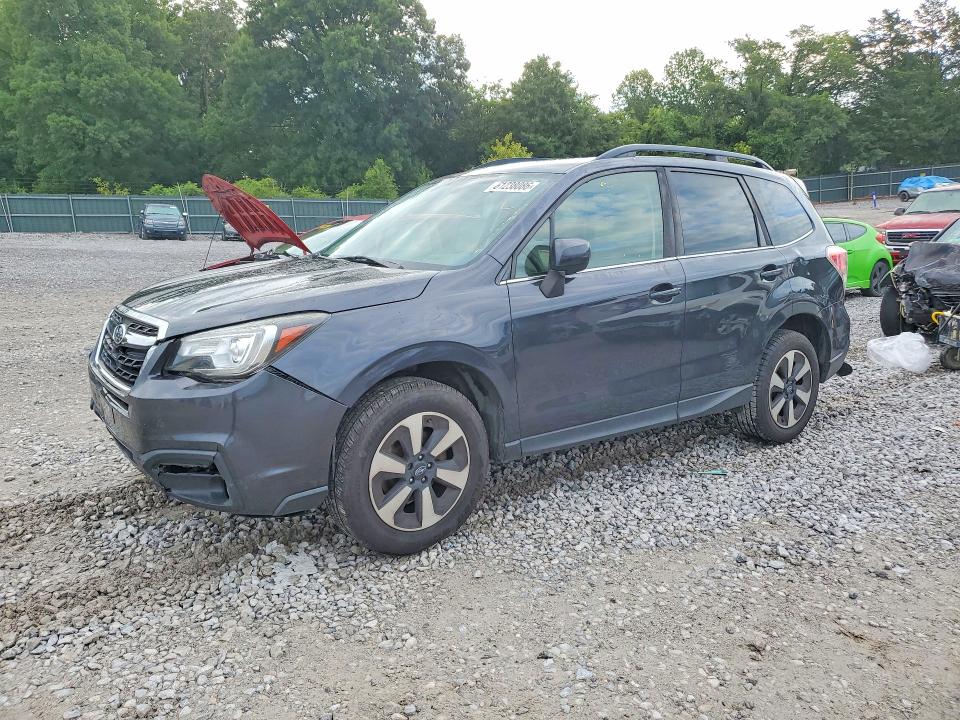 Продаж на аукціоні авто 2018 Subaru Forester, vin: JF2SJARC2JH509651, номер лоту: 61238086