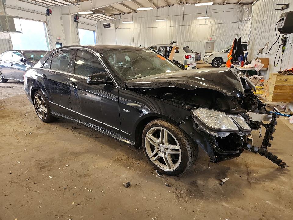 2012 Mercedes-benz E მანქანა იყიდება აუქციონზე, vin: WDDHF8JB7CA564426, აუქციონის ნომერი: 61139856