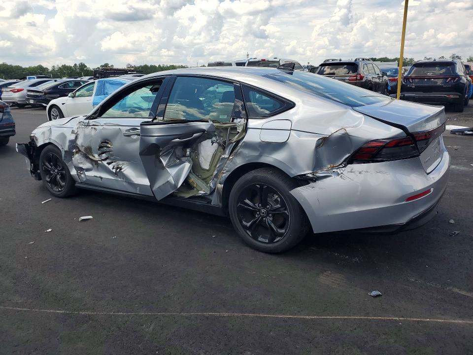 61333106 :رقم المزاد ، 1HGCY1F4XSA083215 vin ، 2025 Honda Accord مزاد بيع