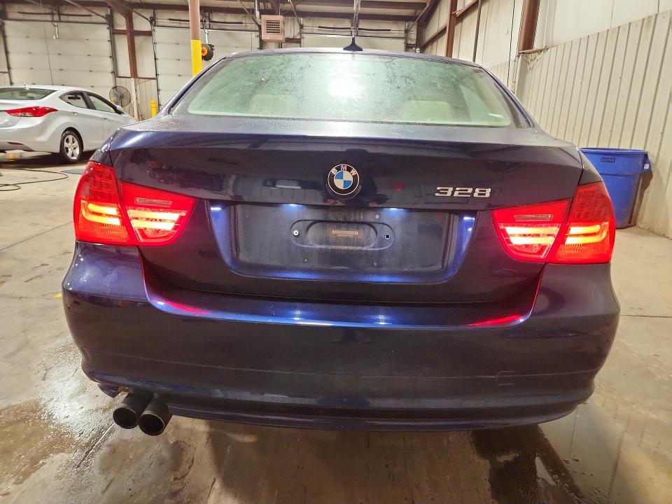 2011 Bmw 328 მანქანა იყიდება აუქციონზე, vin: WBAPK5C57BF124843, აუქციონის ნომერი: 62085126
