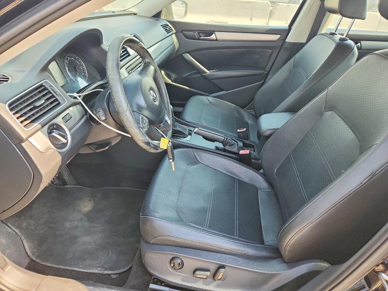 59608906 :رقم المزاد ، 1VWAT7A37FC018643 vin ، 2015 Volkswagen Passat مزاد بيع