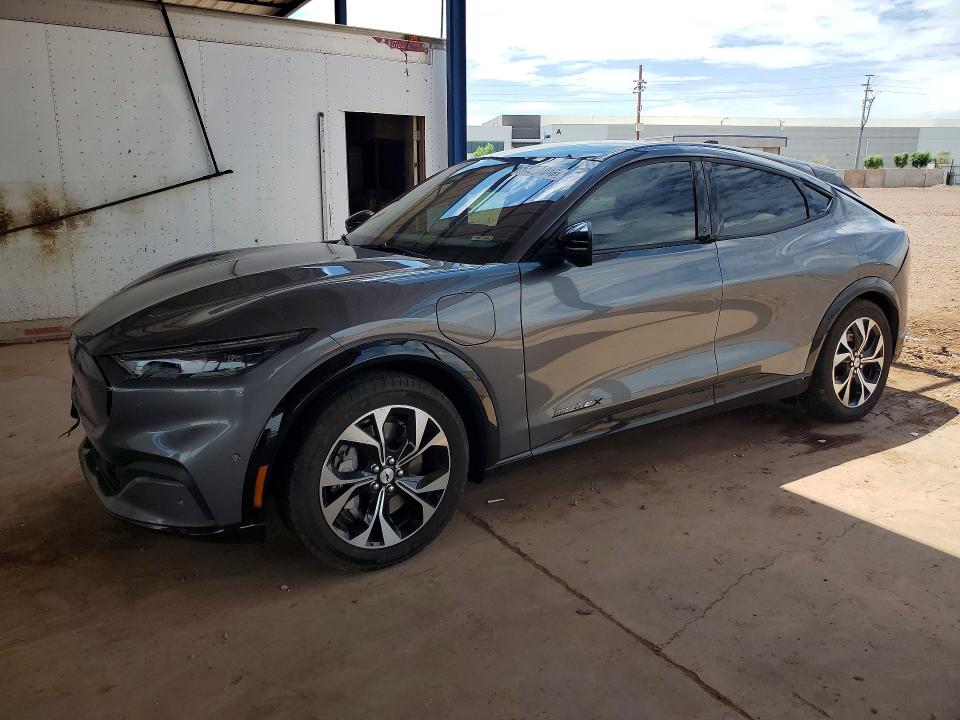 Продажа на аукционе авто 2023 Ford Mustang Mach-e, vin: 3FMTK3R71PMA68223, номер лота: 61708046