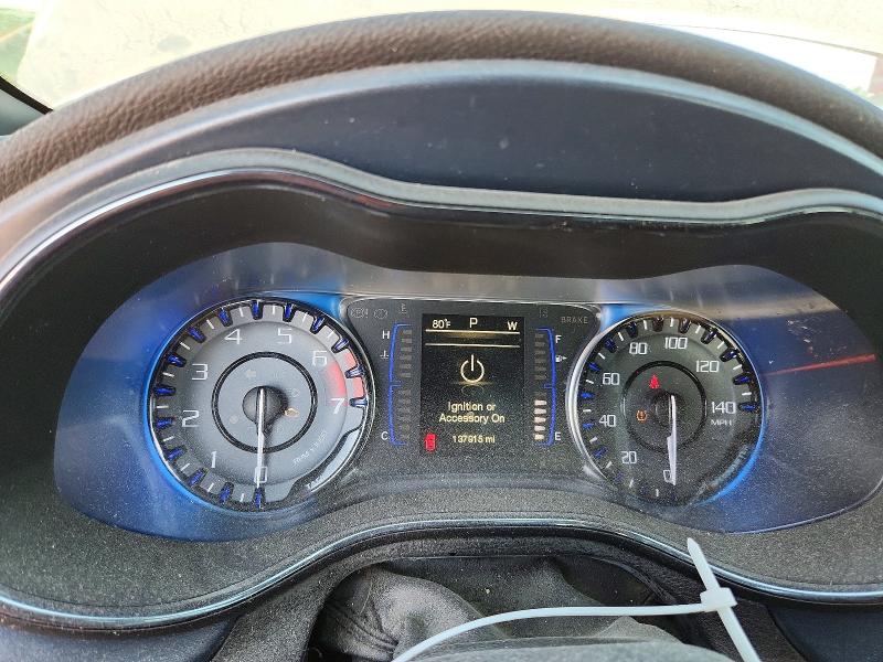 59694096 :رقم المزاد ، 1C3CCCBB7FN555984 vin ، 2015 Chrysler 200 مزاد بيع