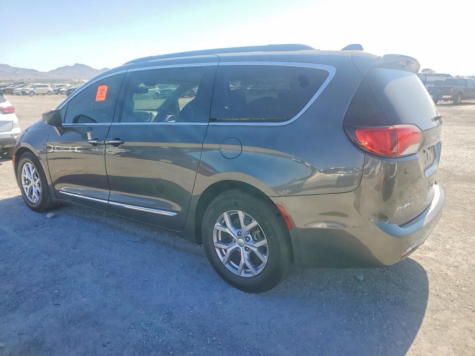 Продаж на аукціоні авто 2017 Chrysler Pacifica, vin: 2C4RC1BG1HR823214, номер лоту: 59994776