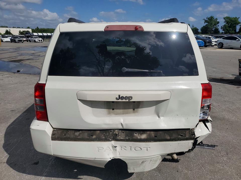 61048266 :رقم المزاد ، 1J4NT2GB2AD622040 vin ، 2010 Jeep Patriot مزاد بيع