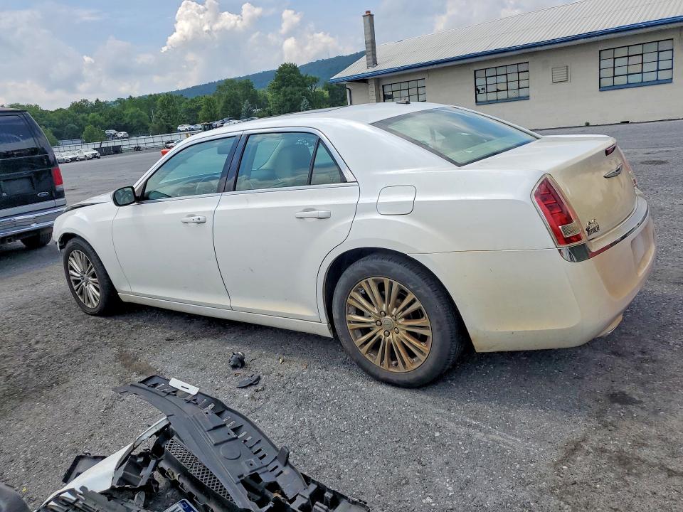 60661886 :رقم المزاد ، 2C3CCARG3DH560028 vin ، 2013 Chrysler 300 مزاد بيع