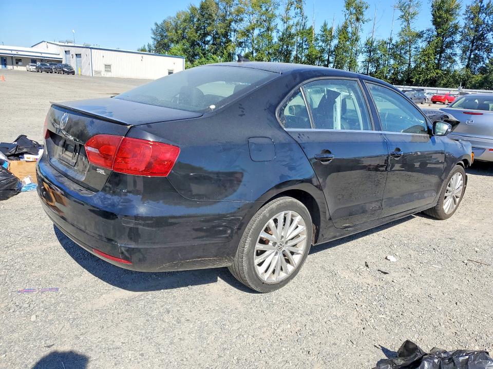 2014 Volkswagen Jetta მანქანა იყიდება აუქციონზე, vin: 3VWL17AJ7EM428076, აუქციონის ნომერი: 63466616
