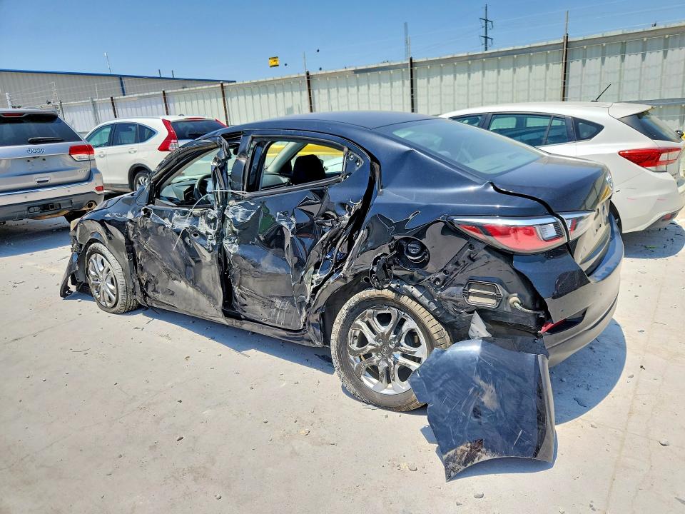 2016 Scion Ia მანქანა იყიდება აუქციონზე, vin: 3MYDLBZV6GY106330, აუქციონის ნომერი: 62127126