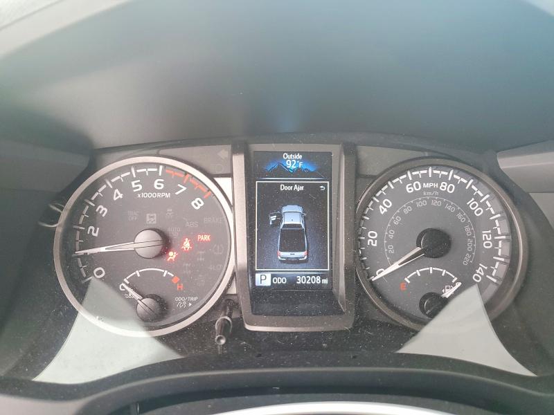 63382126 :رقم المزاد ، 3TYRZ5CN5NT020657 vin ، 2022 Toyota Tacoma مزاد بيع
