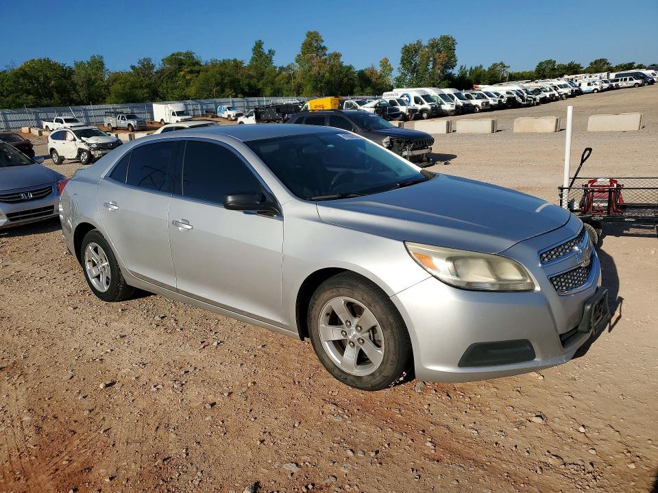 61833536 :رقم المزاد ، 1G11B5SA7DF221043 vin ، 2013 Chevrolet Malibu مزاد بيع