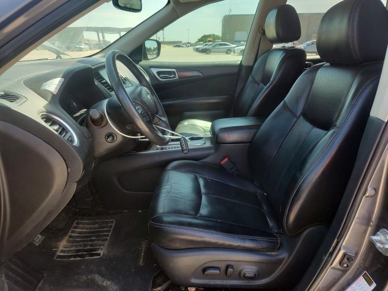 60303976 :رقم المزاد ، 5N1DR2MN5HC639764 vin ، 2017 Nissan Pathfinder مزاد بيع