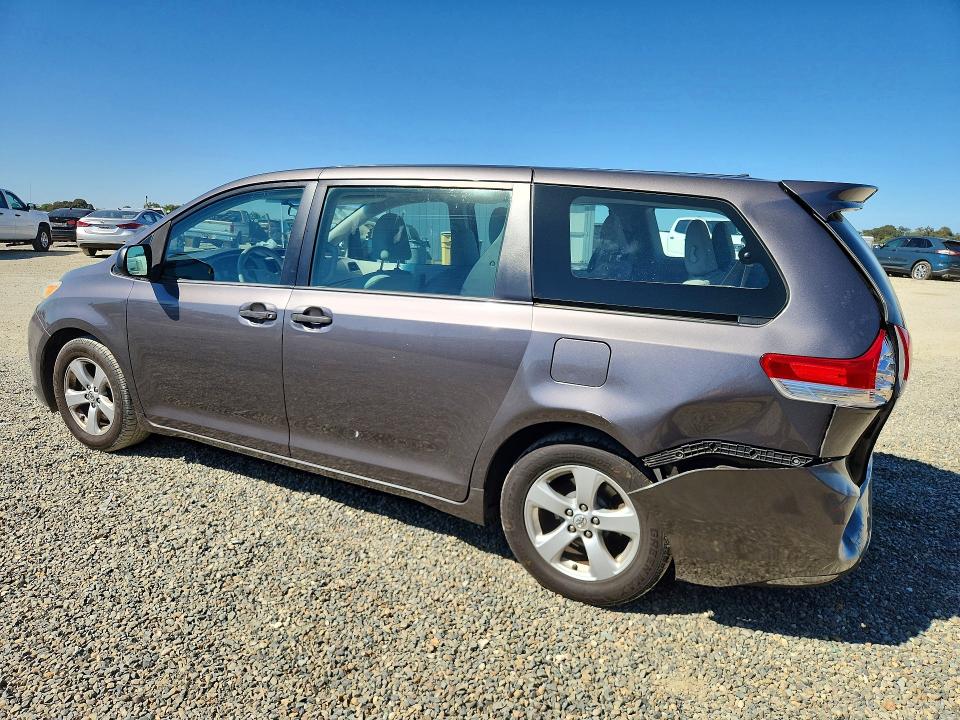 2013 Toyota Sienna მანქანა იყიდება აუქციონზე, vin: 5TDZK3DC3DS300870, აუქციონის ნომერი: 63251896