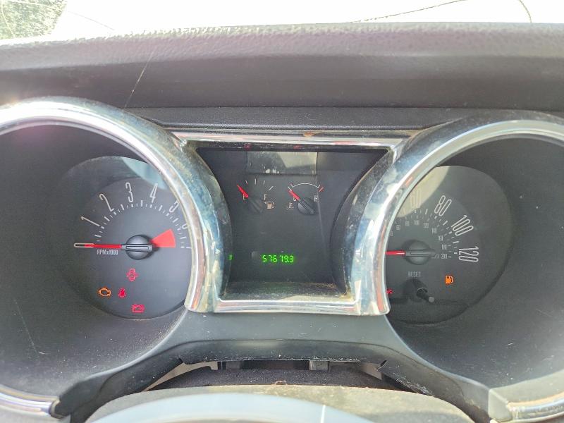 2005 Ford Mustang მანქანა იყიდება აუქციონზე, vin: 1ZVFT80N855139165, აუქციონის ნომერი: 61340286
