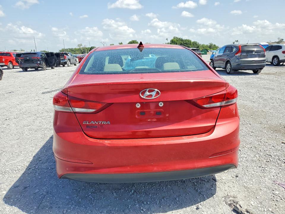 60568276 :رقم المزاد ، 5NPD84LF7HH039359 vin ، 2017 Hyundai Elantra مزاد بيع