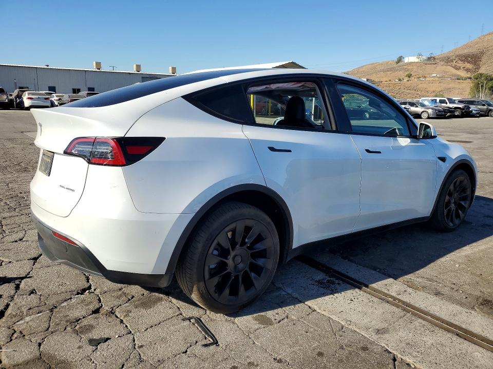 Продаж на аукціоні авто 2023 Tesla Model Y, vin: 7SAYGDEE9PA106114, номер лоту: 60271626