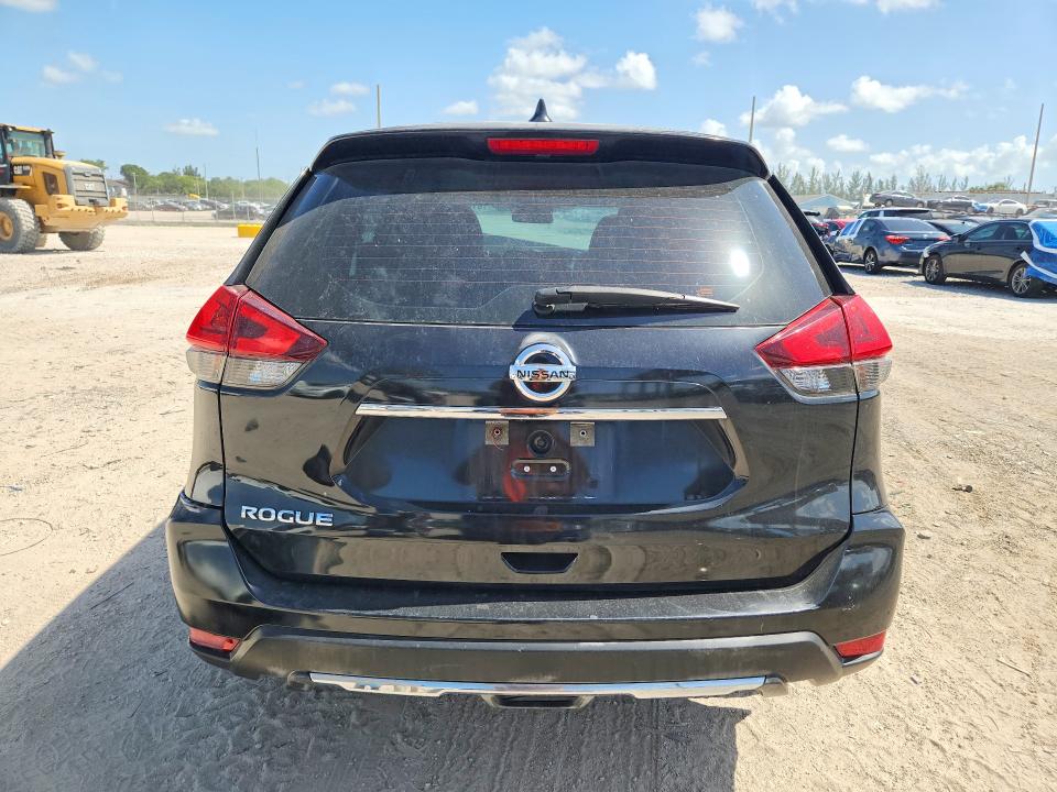 Продаж на аукціоні авто 2018 Nissan Rogue, vin: KNMAT2MT5JP561556, номер лоту: 61907076
