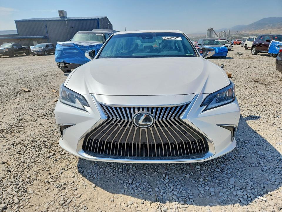 Продажа на аукционе авто 2019 Lexus Es, vin: 58ABZ1B16KU050797, номер лота: 60512516