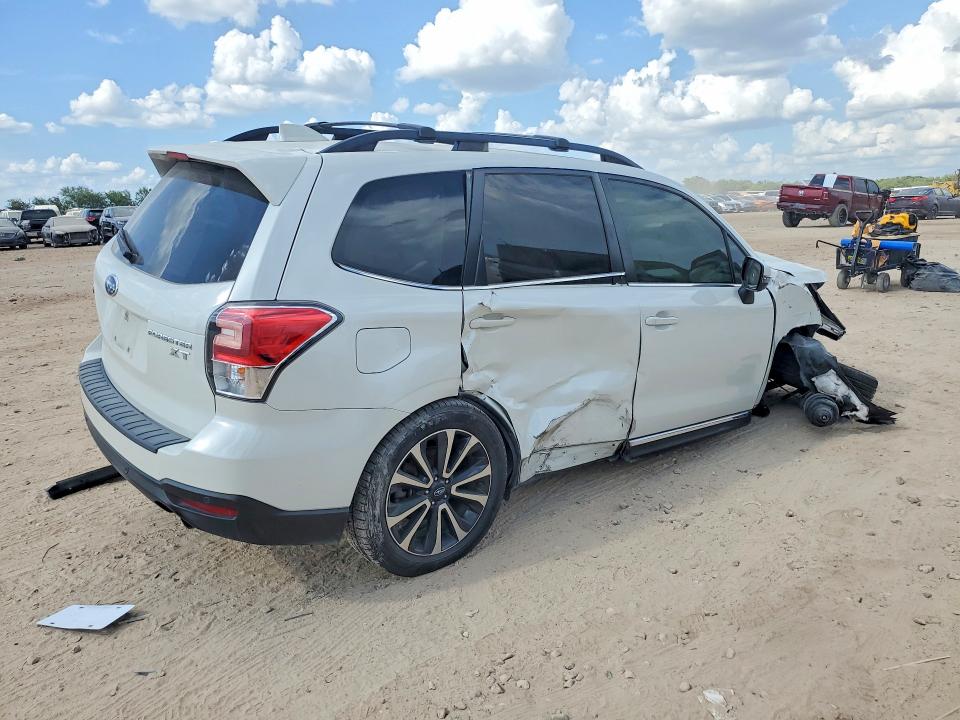 60213866 :رقم المزاد ، JF2SJGWC7HH424614 vin ، 2017 Subaru Forester مزاد بيع