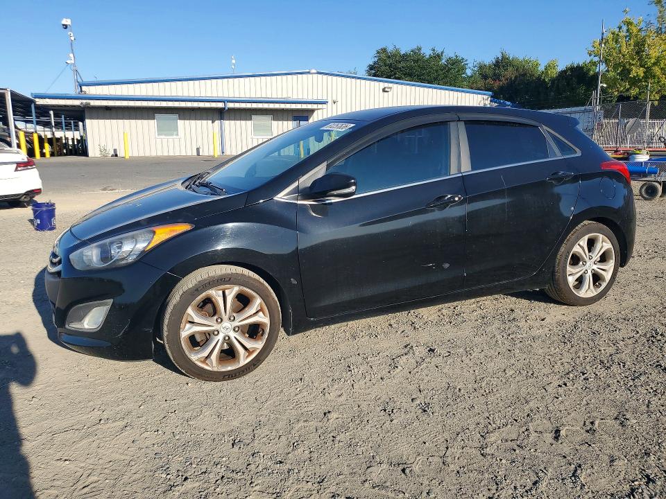 2014 Hyundai Elantra Gt მანქანა იყიდება აუქციონზე, vin: KMHD35LH5EU160636, აუქციონის ნომერი: 61257636