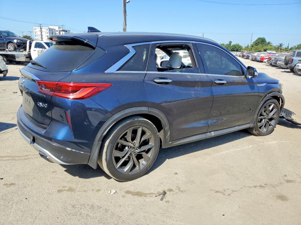 61864076 :رقم المزاد ، 3PCAJ5M16KF110735 vin ، 2019 Infiniti Qx50 مزاد بيع