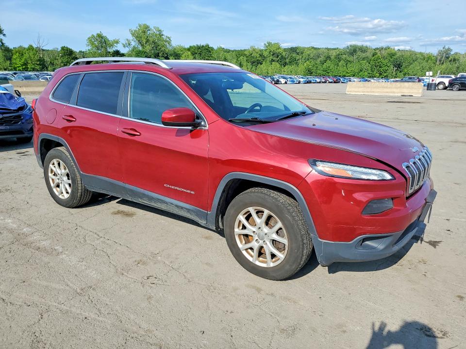 62218386 :رقم المزاد ، 1C4PJMCS1GW239841 vin ، 2016 Jeep Cherokee مزاد بيع
