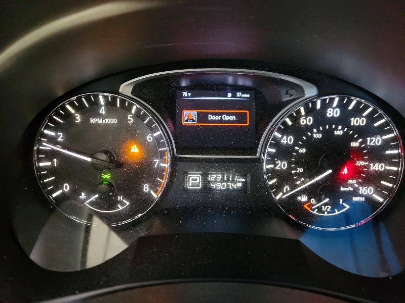 2015 Nissan Altima მანქანა იყიდება აუქციონზე, vin: 1N4AL3AP1FC462637, აუქციონის ნომერი: 59805276