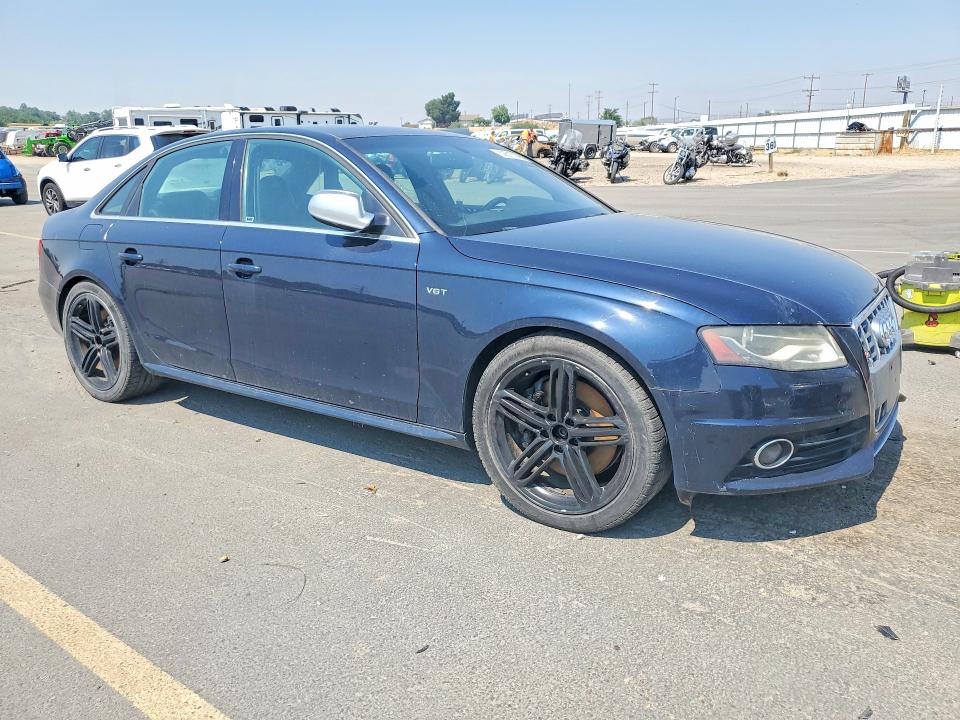 2010 Audi S4 მანქანა იყიდება აუქციონზე, vin: WAUBGAFLXAA072442, აუქციონის ნომერი: 62815396