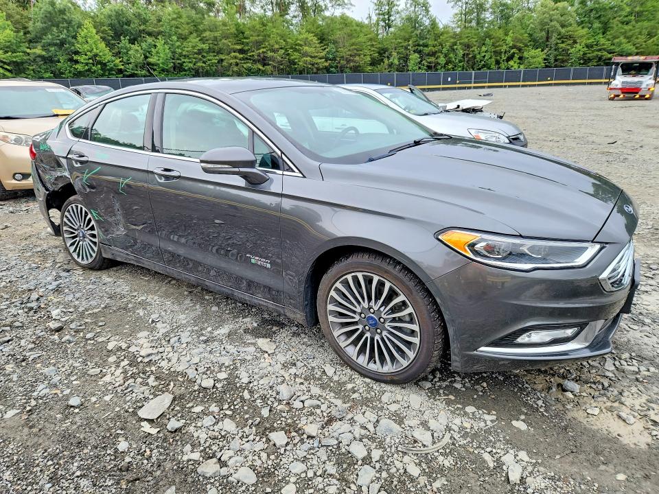59283886 :رقم المزاد ، 3FA6P0PU7HR321016 vin ، 2017 Ford Fusion مزاد بيع