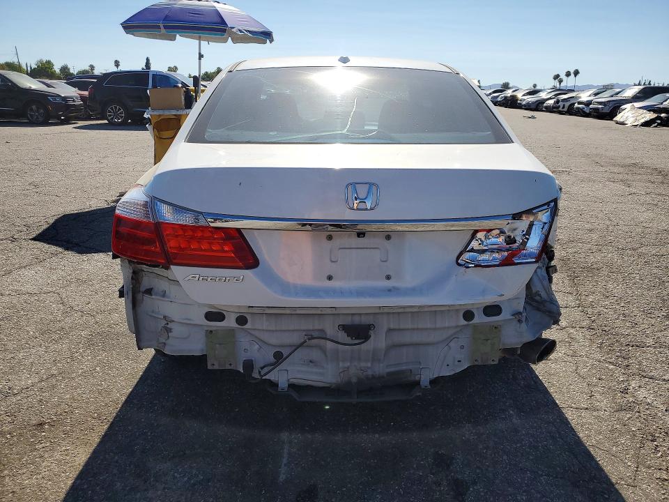 2015 Honda Accord მანქანა იყიდება აუქციონზე, vin: 1HGCR2F84FA014581, აუქციონის ნომერი: 62447756
